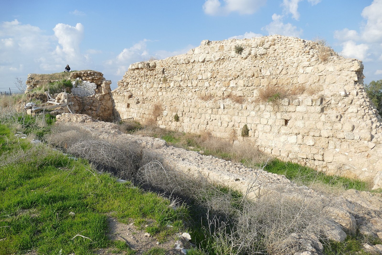 Summail (Khirbet Sumail)