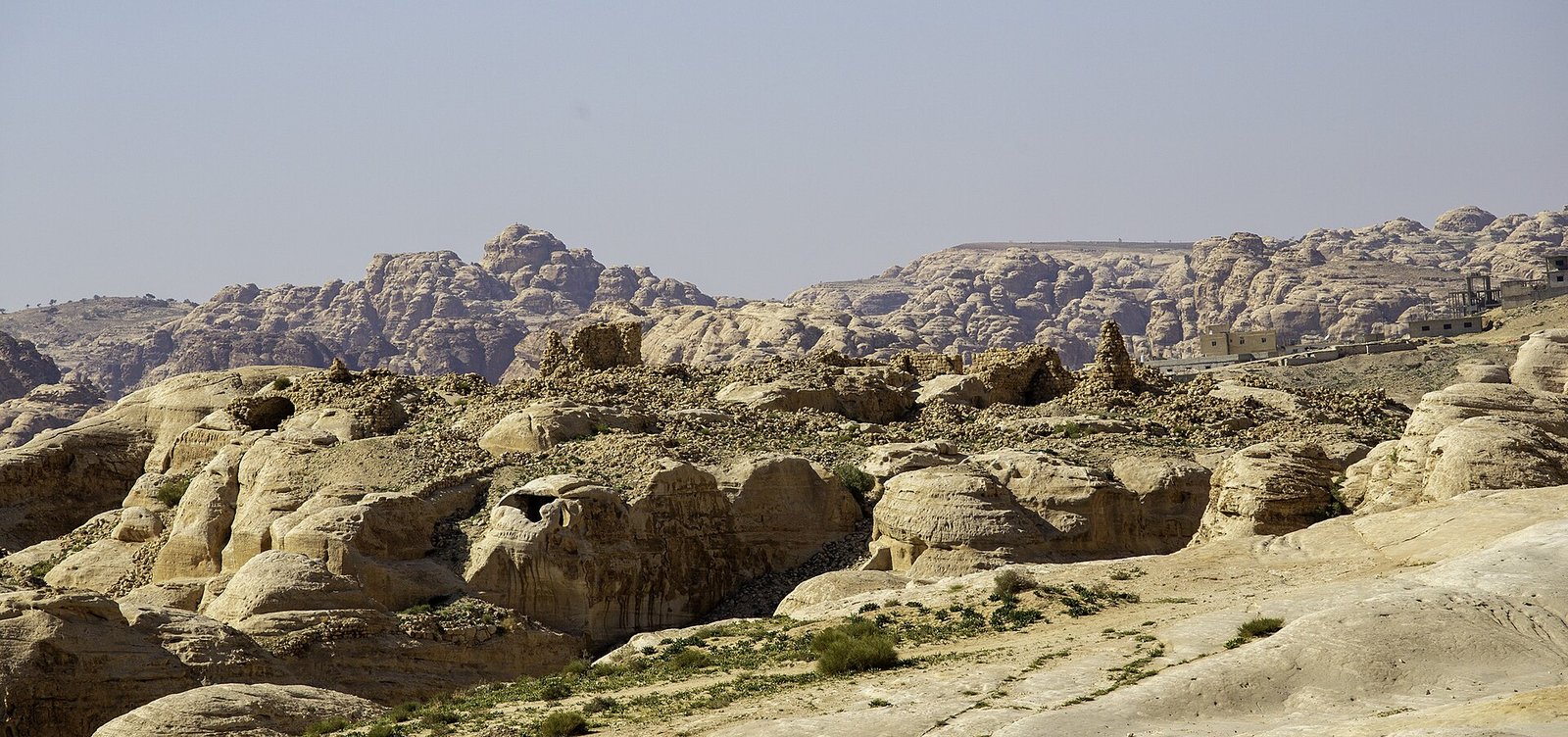 Wu'ayra Castle